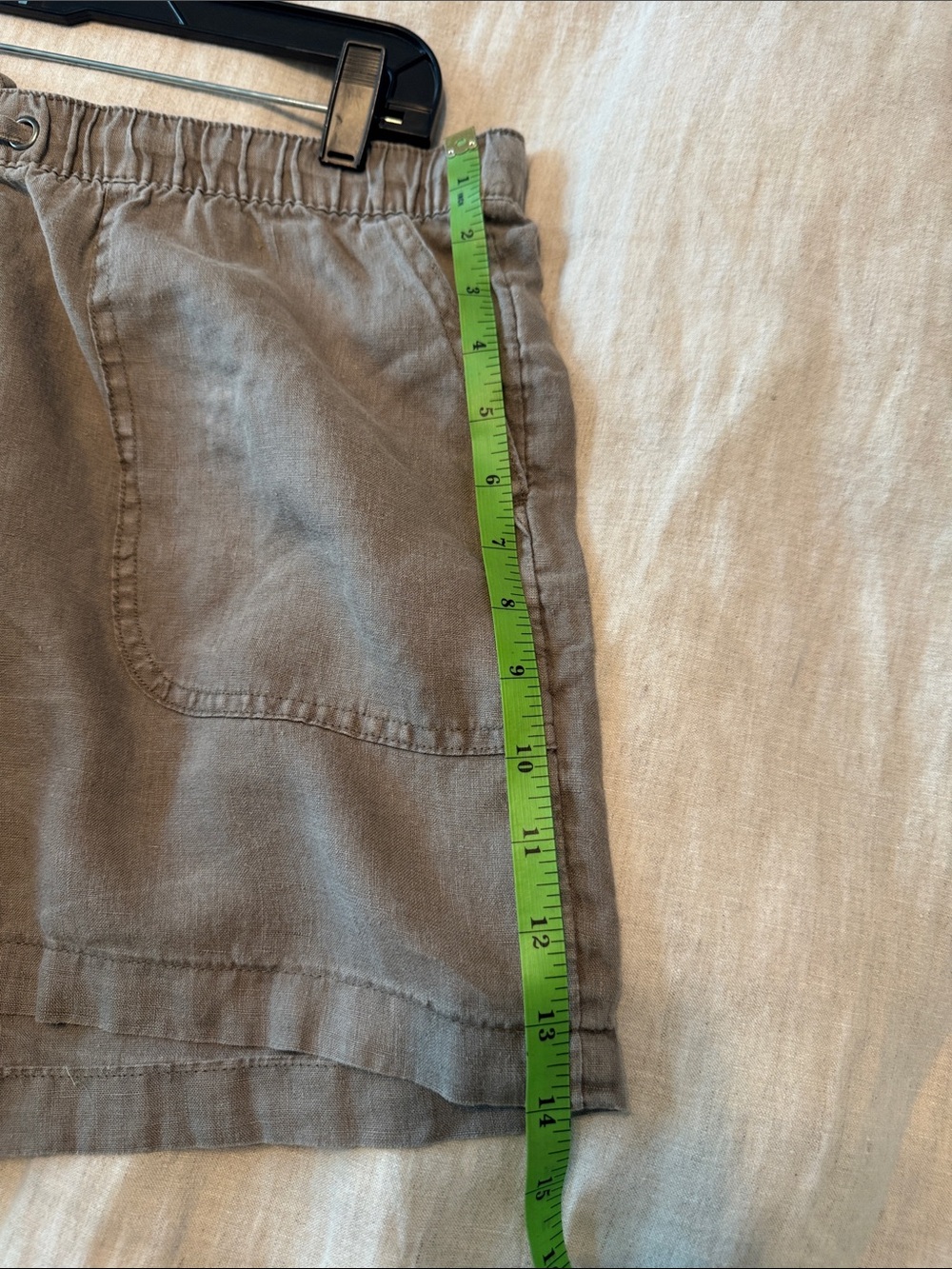 C&C California High-Waist Linen-Blend Shorts in Taupe - Picture 4 of 6